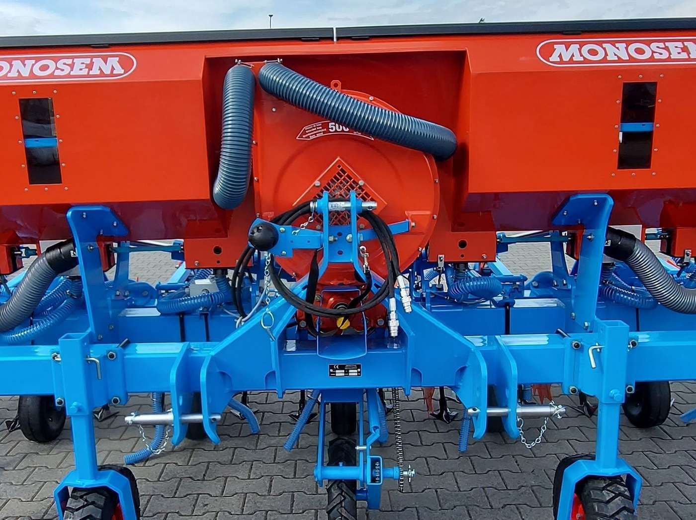 Turbina podsiewacza nawozów, z napędem