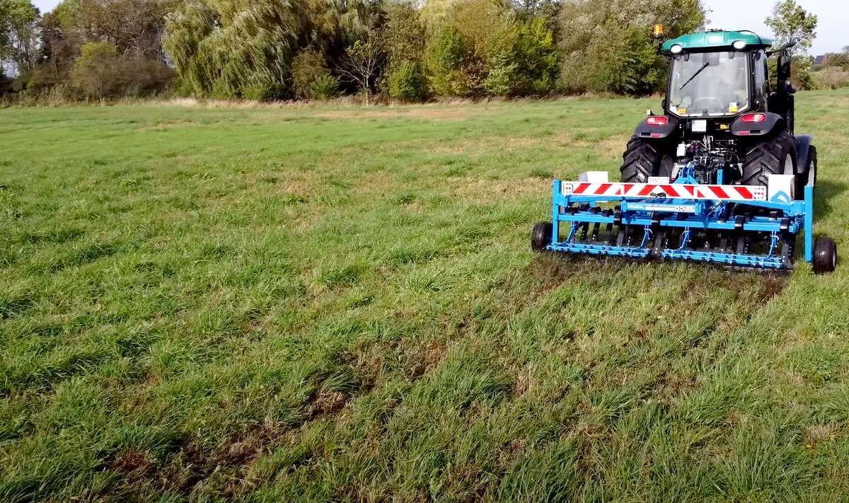 Wertykulacja + wygładzanie kretowisk i kretowin
