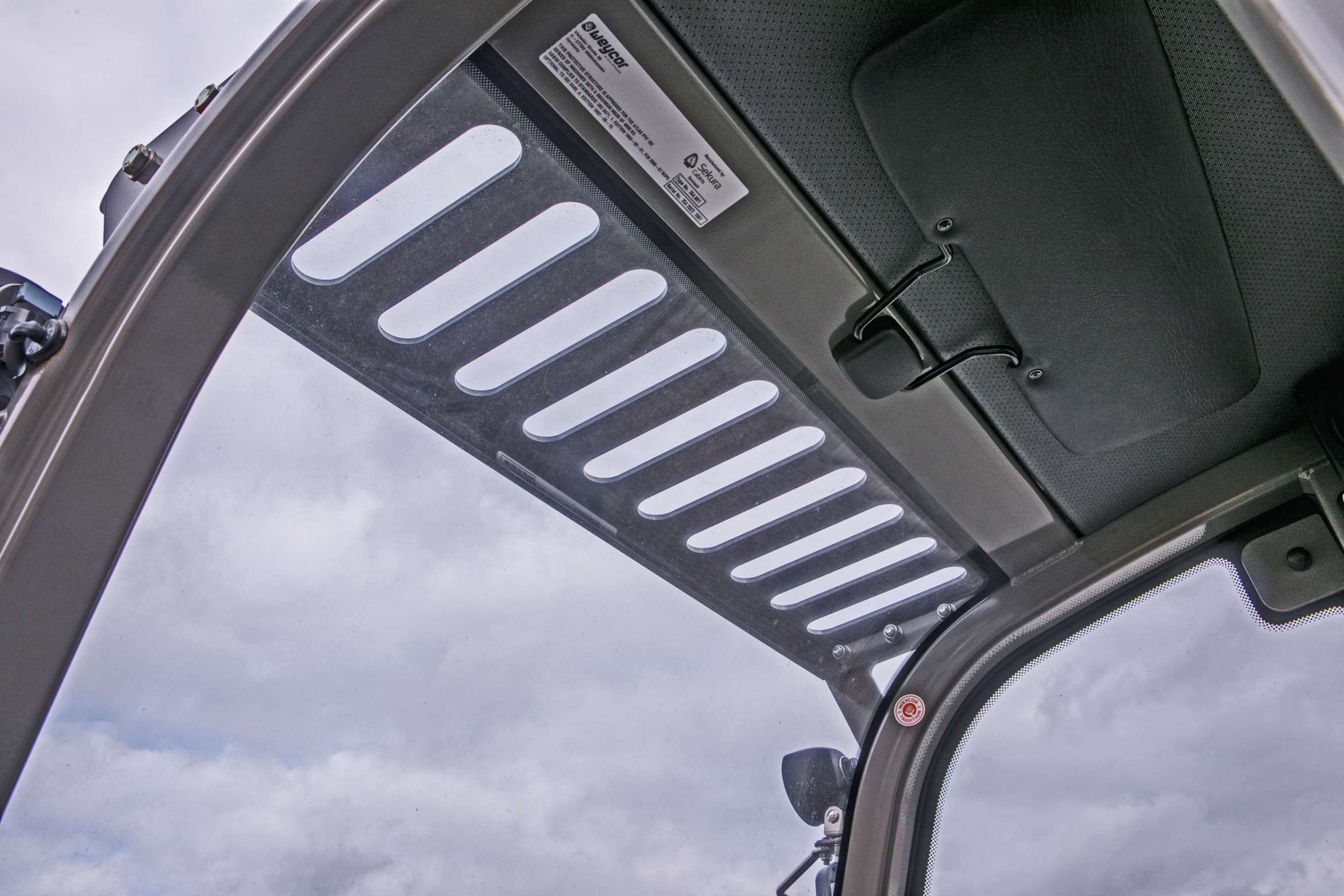 Atlas Weycor AR320 Yanmar ładowarka przegubowa z kabiną daszek