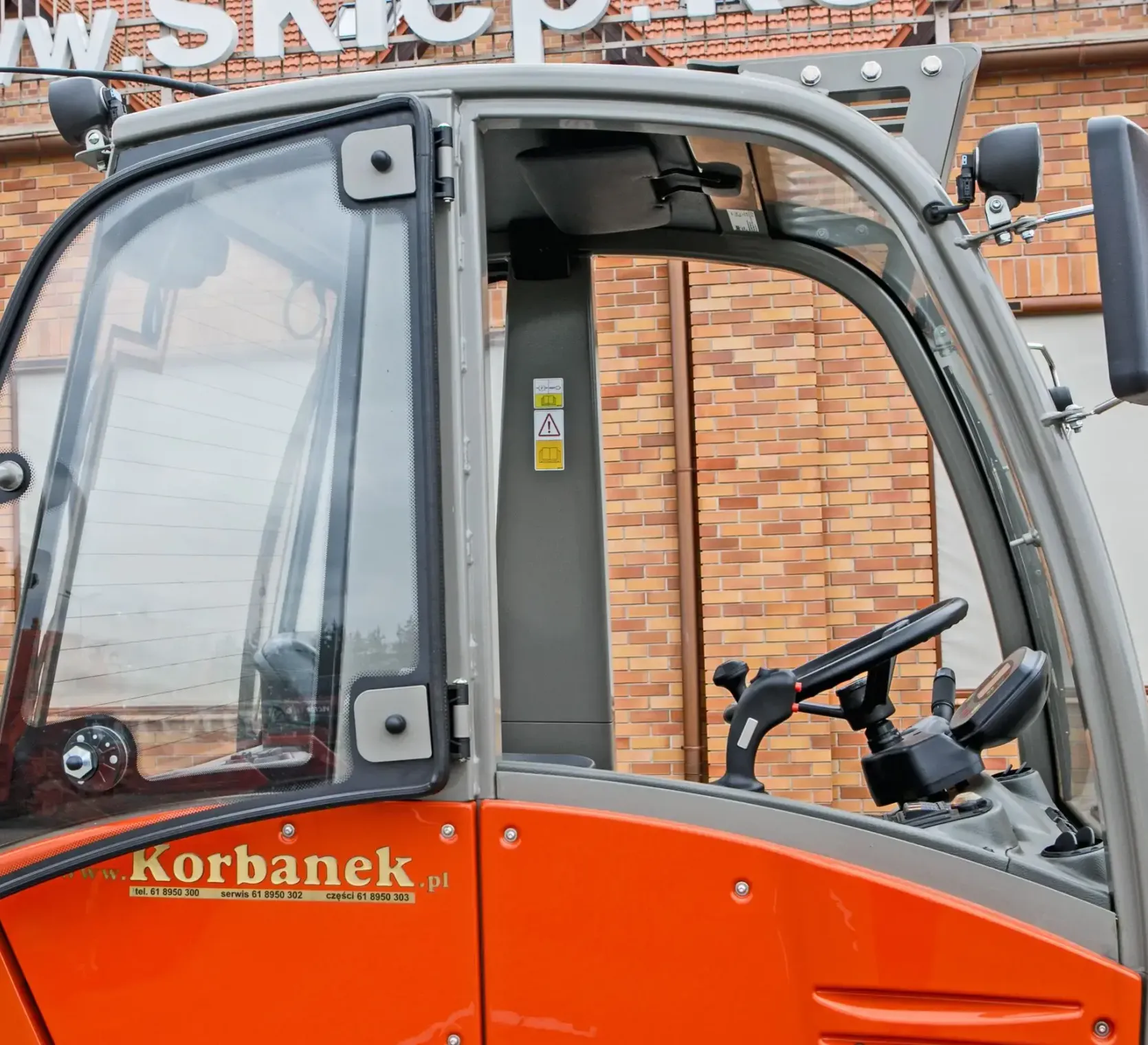 Atlas Weycor AR320 Yanmar ładowarka przegubowa z kabiną szyba uchylna
