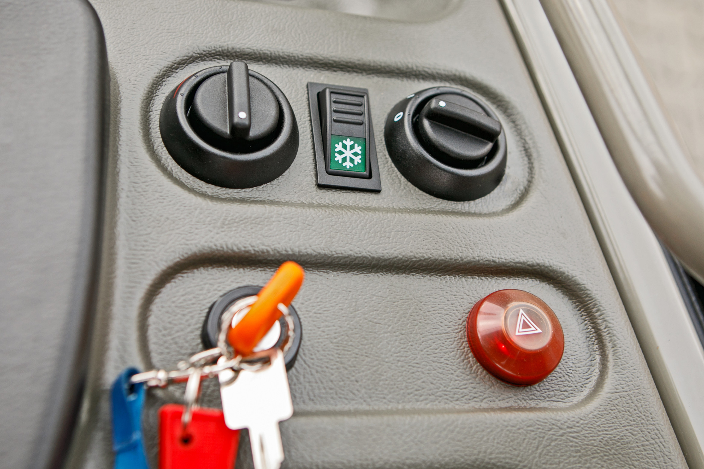Ładowarka przegubowa Atlas Weycor AR400 Yanmar kabina joystick panel sterowania