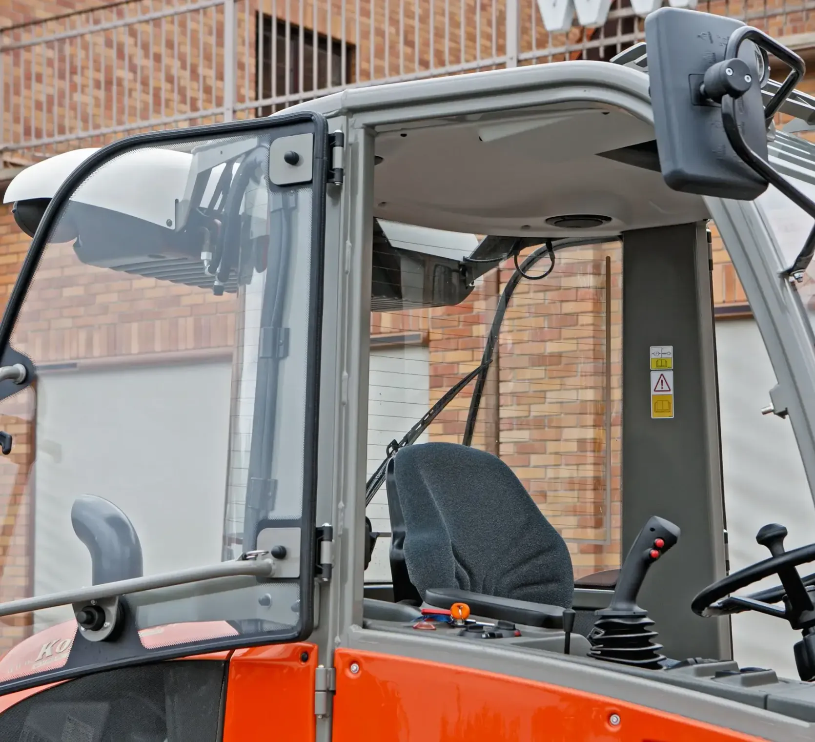 Ładowarka przegubowa Atlas Weycor AR400 Yanmar kabina okno