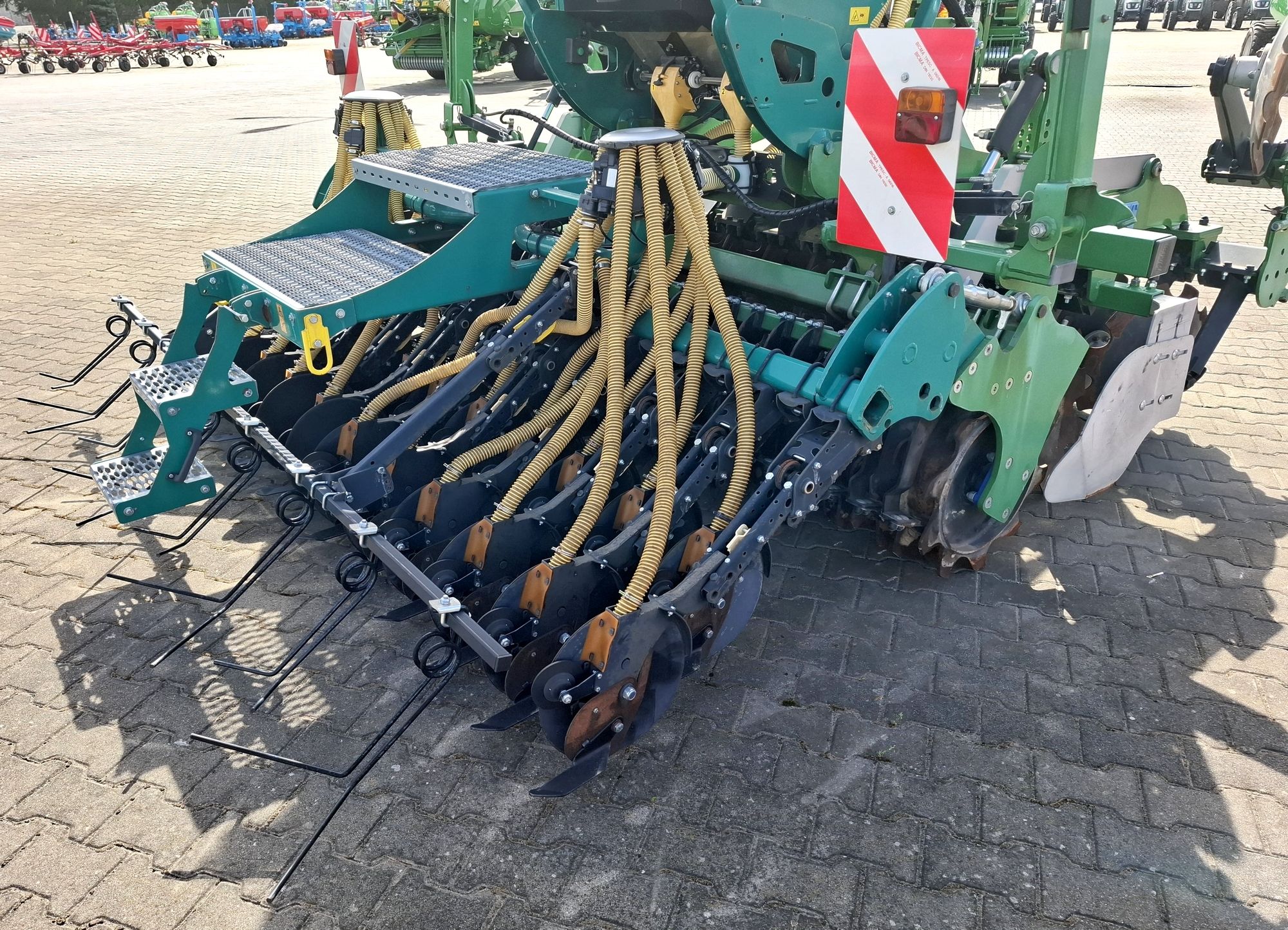 Zestaw uprawowo-siewny Arbos Tolmet 3m