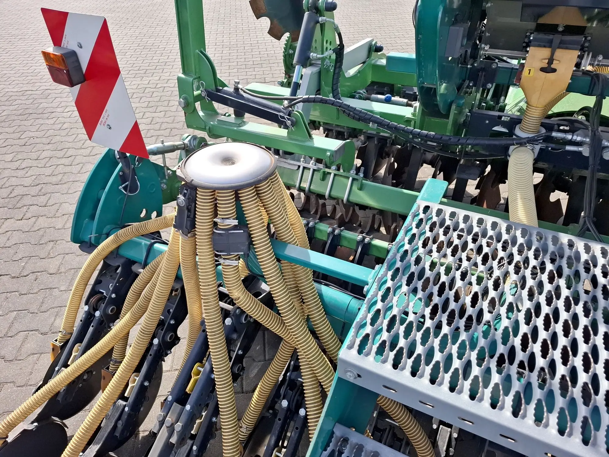 Zestaw uprawowo-siewny Arbos Tolmet 3m