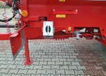Rozrzutnik uniwersalny do wapna do obornika jednoosiowy Unia Apollo 8 premium plac firma Korbanek