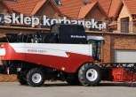 Zdjęcie przedstawiające kombajn zbożowy Acros 595 +. 