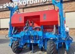 Siewnik do kukurydzy Monosem z podsiewaczem 1500 l - od przodu