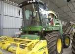Sieczkarnia John Deere 7530 widok na przód Korbanek.pl