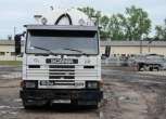Przód używanego ciągnika siodłowego SCANIA 93M 250 z cysterną 