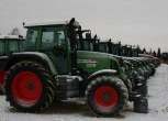 Ciągnik rolniczy Fendt 412 Vario z placu maszyn rolniczych spółki Korbanek 