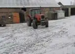 Ciągnik Massey Ferguson z przednim obciążnikiem MF 3630