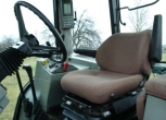 Kabina MF 8140 - kierownica oraz siedzenie operatora 