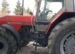 lewy bok ciągnika używanego Massey Fergyson 3690