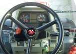 oferta sprzedaży ciągnik używany z 2005 roku Massey Ferguson 8260 zdjęcie z kabinay