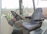 używany ciągnik rolniczy Massey Ferguson 4370 rok produkcji 2001 wnętrze kabiny