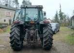 Tylny tuz ciągnika MF 6150 wyjścia hydrauliczne