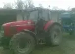 Ciągnik Massey Ferguson 8240 z agregatem