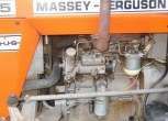 Pod maską Ciągnik Massey Ferguson MF 255 traktor maszyny rolnicze