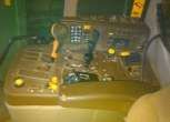 Joystick w traktorze John Deere 6920 S.