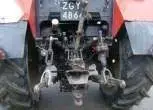 Ukąłd zawieszenia narzędzi w używanym ciągniku MTZ 82TS Pronar