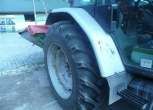 Dobry stan ogumienia tylnego w ciągniku rolniczym LAMBORGHINI R4.105