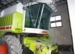 Używany Kombajn zbożowy Claas Mega 208 widok z lewej strony