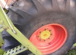 Opony w w bardzo dobrym stanie atut kombajnu Claas Dominator 106 