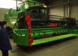 Zdjęcie zielonego używanego kombajnu zbożowego Deutz Fahr Topliner 8 XL 2000 r korbanek.pl