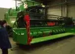 Zdjęcie zielonego używanego kombajnu zbożowego Deutz Fahr Topliner 8 XL 2000 r korbanek.pl