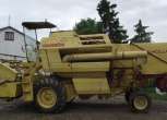 Kombajn zbożowy New Holland 1540 z sieczkarnią