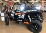 kadr lewego boku Polaris RZR XP Turbo EPS mocna stabilna konstrukcja