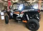kadr lewego boku Polaris RZR XP Turbo EPS mocna stabilna konstrukcja