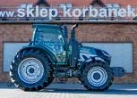 Ciągnik rolniczy marki AUPAX model 5130 ADVANCED Stage V widok na prawą stronę