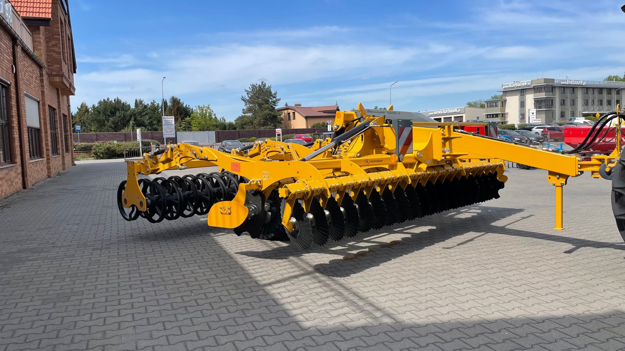 Brona talerzowa agregat Agrisem disco Mulch 6,0 m do uprawy uproszczonej na placu Korbanek
