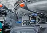 Ciągnik rolniczy Arbos 2040 widok na dźwignie sterowania układem hydraulicznym