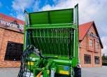 Przyczepa samozbierająca do zielonek BERGMANN