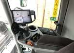 Terminal Variotronic w kabinie kombajnu zbożowego Fendt 6335 C