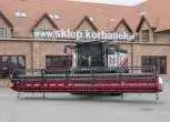 Kombajn Rostselmash Torum stojacy na utwardzonym placu korbanek.pl.