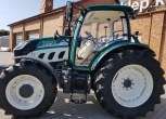 profil ciagnika arbos 5115 w tle bardzo dobrze zaopatrzony magazyn czesci korbanek