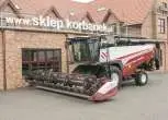 Kombajn RSM 161 z hederem 7 metrów widok pod kontem na korbanek.pl