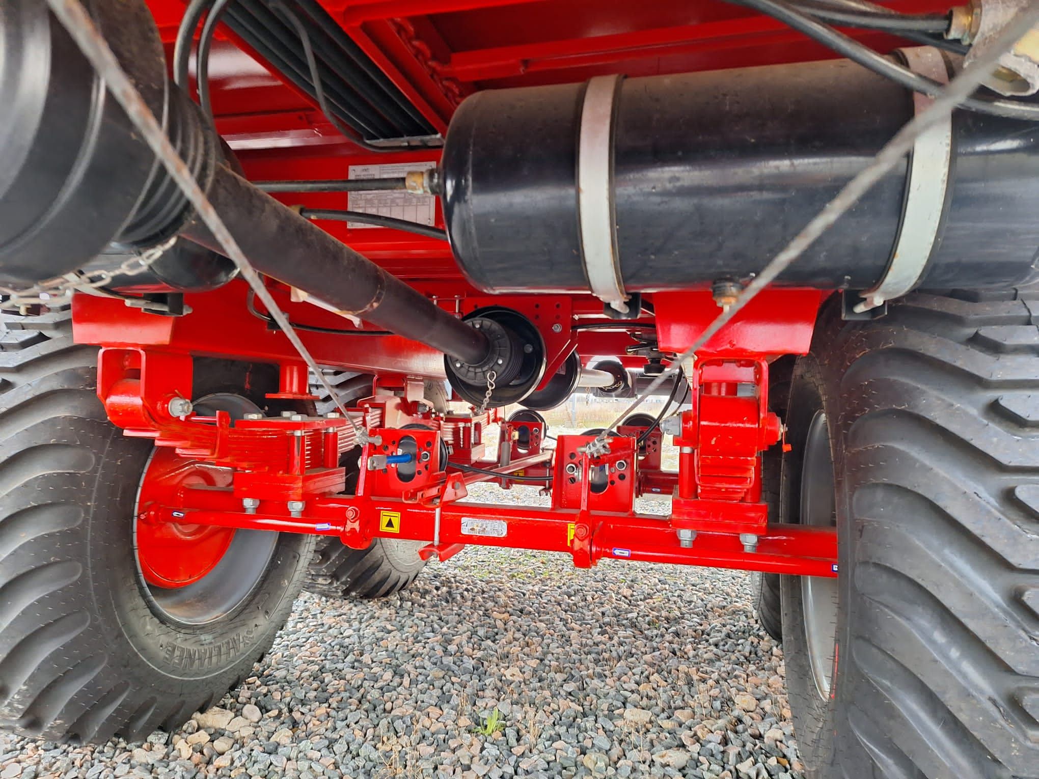 Rozrzutnik obornika Unia Group tandem Tytan 13 PREMIUM TD
