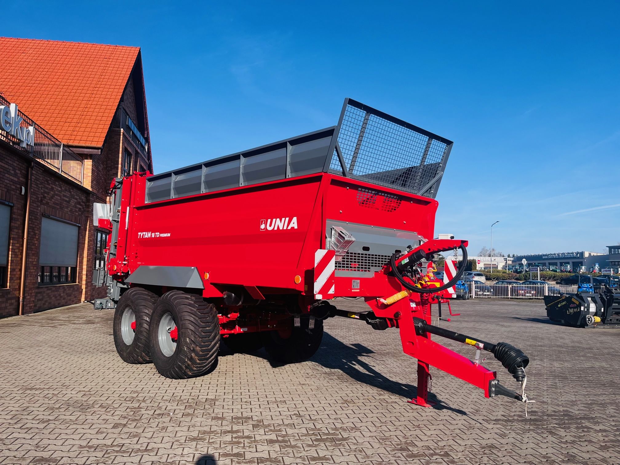 Rozrzutnik obornika Unia Group tandem Tytan 18 PREMIUM TD adapter poziomy plus tarczowy