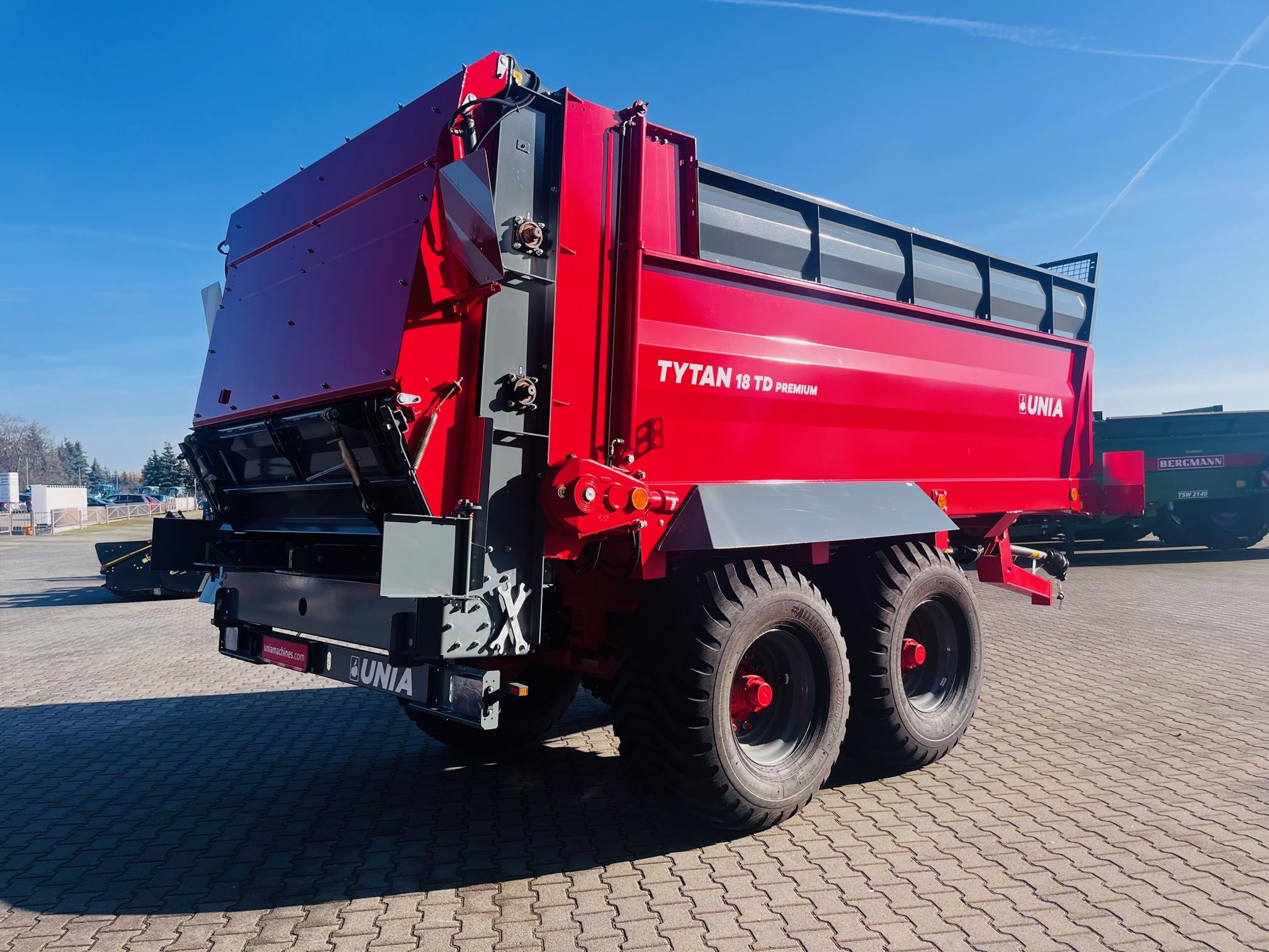 Rozrzutnik obornika Unia Group tandem Tytan 18 PREMIUM TD adapter poziomy plus tarczowy