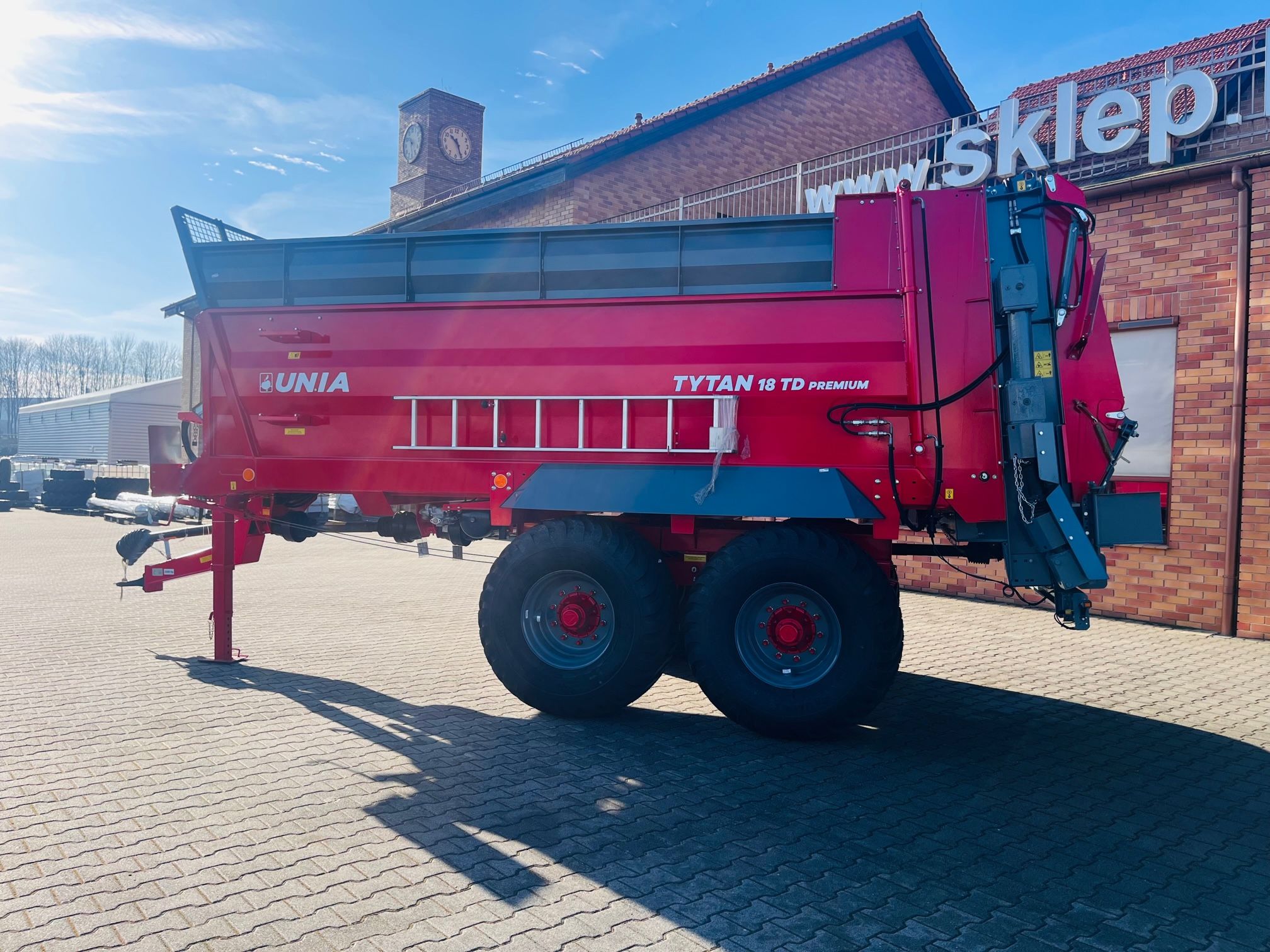Rozrzutnik obornika Unia Group tandem Tytan 18 PREMIUM TD adapter poziomy plus tarczowy