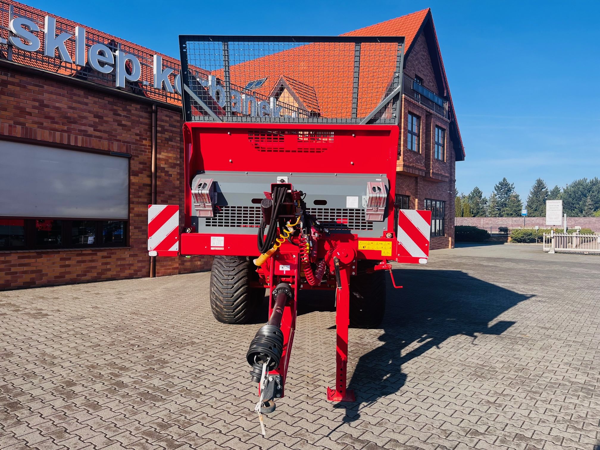 Rozrzutnik obornika Unia Group tandem Tytan 18 PREMIUM TD adapter poziomy plus tarczowy