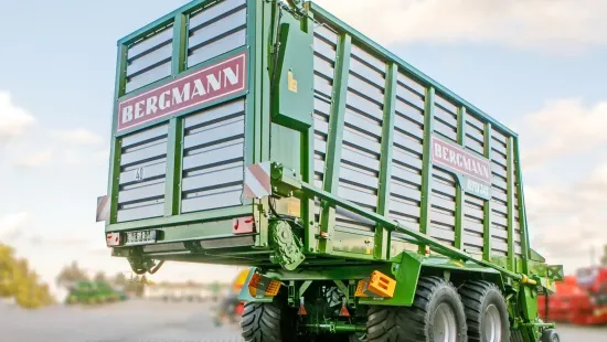 •	Przyczepy samozbierające Bergmann