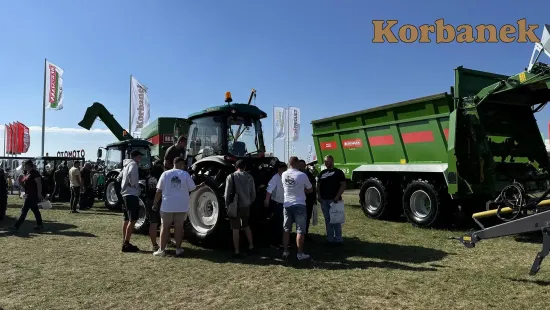 Targi Agro Show Bednary 2024 zgromadziły bardzo dużo odwiedzających stoisko firmy Korbanek miało duże powodzenie