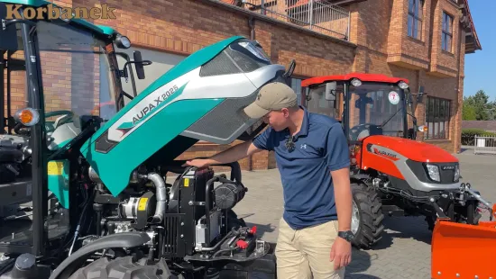 Aupax 2025 to najmniejszy z ciągników dostepnych w firmie Korbanek obecnie. Jakie zmiany wprowadzono w stosunku do Arbos 2025?