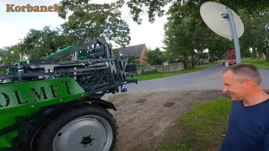 Pan Karol zakupił kolejną maszynę z firmy Korbanek, tym razem był to opryskiwacz TOLMET Borys 2021. Dlaczego tak wybrał?