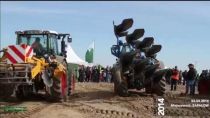 Embedded thumbnail for Pokazy NOWOŚCI FENDT i maszyny towarzyszące, Zapałów 2.04.2014